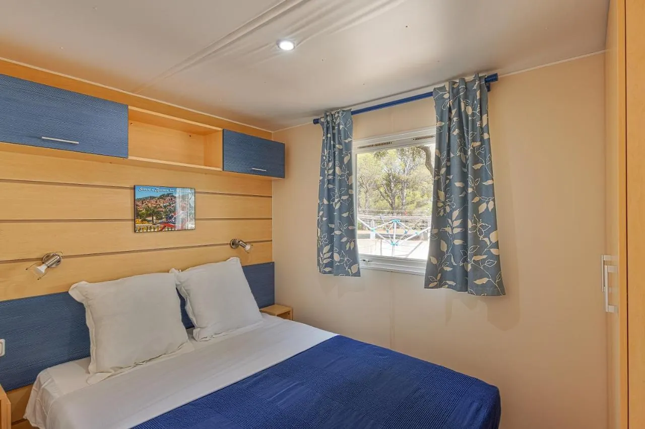 Camping Du Grand Batailler Bormes-les-Mimosas 0*,  France